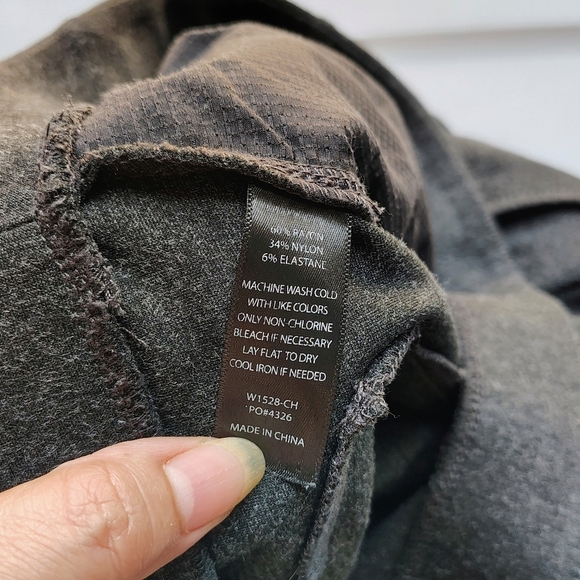 Betabrand women's dress pants mid rise slim fit open ankles pleated front M. - Picture 13 of 17